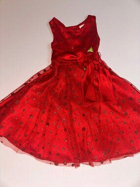 cut out dress red Brittany Cutout Ruffle A-Line Prom | Elegant Gown with Slit Color:TEMPEST MULTI tight lace Homecoming Dresses Button Down White T Crafted with a daring